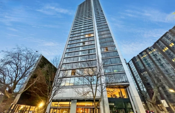 Two Fifty One, Southwark Bridge Road