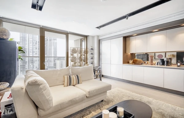 One Park Drive, Studio