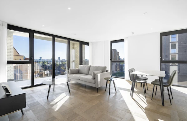 3 Boxwood Gardens, London Dock, 2 Bedrooms