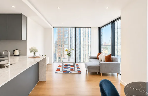 Hampton Tower, South Quay Plaza, 2 Bedrooms