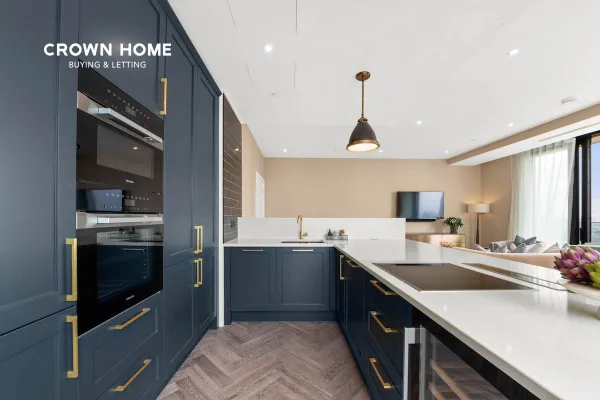 伦敦港，3 居室