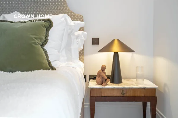 9 Mulberry Square, Chelsea Barracks, 2 Bedrooms