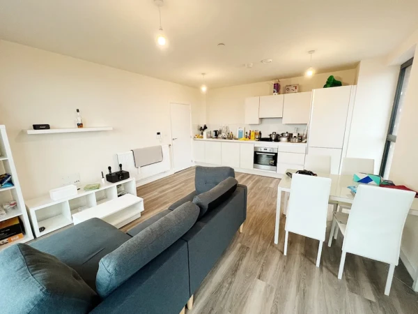 No. 10 Watkin Road, 2 Bedrooms