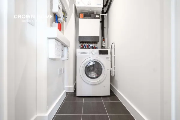 3 Boxwood Gardens, London Dock, 2 Bedrooms