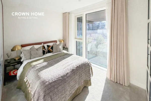 King's Tower, Chelsea Creek, 2 Bedrooms