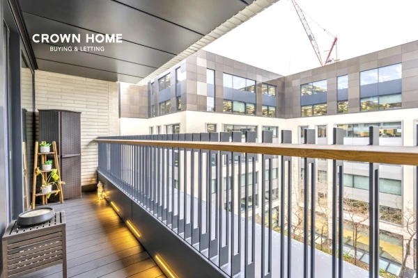 Rathbone Place, 2 Bedrooms