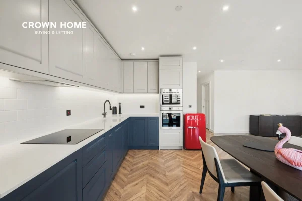 Tryon House, Royal Exchange, 2 Bedrooms