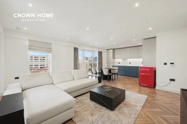 Tryon House, Royal Exchange, 2 Bedrooms