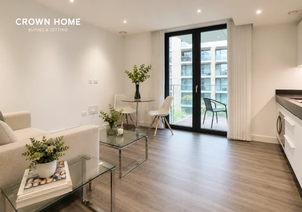 Meranti House, Goodman's Fields, Studio