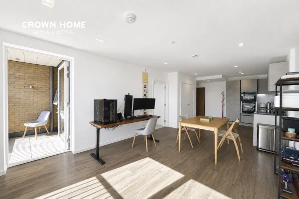 Murchison Gardens, The Auria, 1 Bedroom