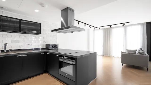 Property Tour: 2 Bedroom, One Crown Place, EC2A
