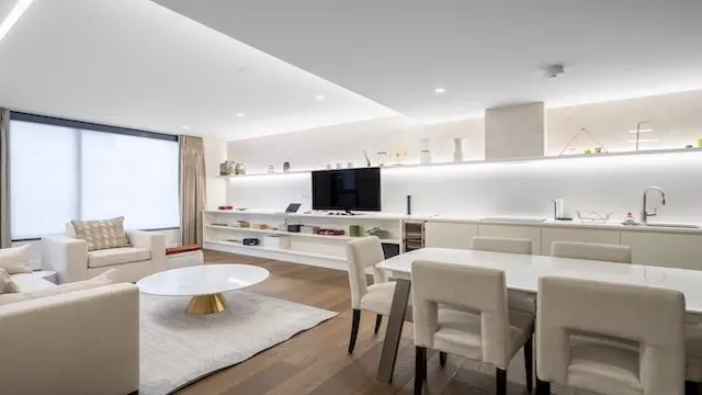 Property Tour: Rathbone Place, 2 Bedrooms